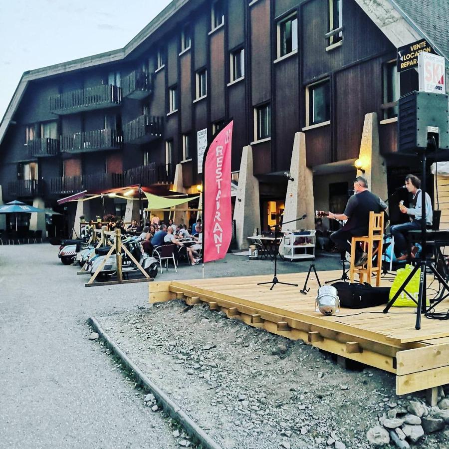 Hotel Saint Jean Montclar  Zewnętrze zdjęcie